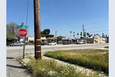 208 W Highland, San Bernardino, CA 92405 - Photo 2