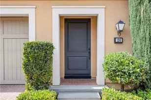 126 Gulfstream, Irvine, CA 92620 - Photo 4