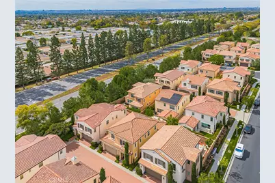 126 Gulfstream, Irvine, CA 92620 - Photo 56