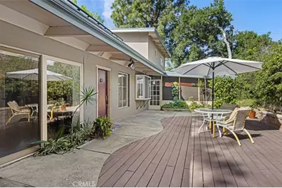 444 Oneida Drive, Pasadena, CA 91107 - Photo 10