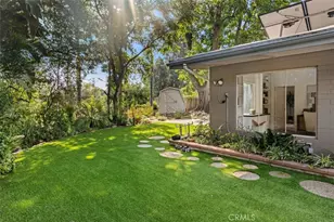 444 Oneida Dr, Pasadena, CA 91107 - Photo 32