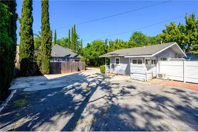 892 S Marengo, Pasadena, CA 91106 - Photo 14