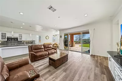 702 E Lemon Swirl, Azusa, CA 91702 - Photo 16