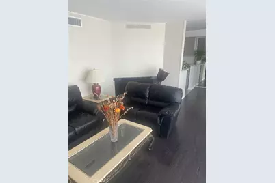 2260 N North Cahuenga Boulevard #302, Los Angeles, CA 90068 - Photo 8