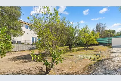 5128 Avenida Hacienda, Tarzana, CA 91356 - Photo 32