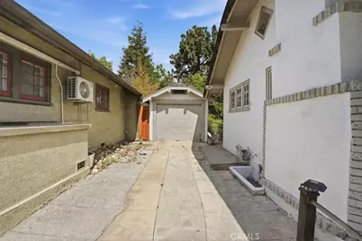 1049 E Claremont, Pasadena, CA 91104 - Photo 18