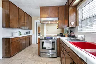 218 N Almansor, Alhambra, CA 91801 - Photo 16