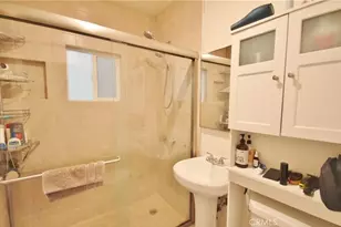 115 S Chester Ave, Pasadena, CA 91106 - Photo 16