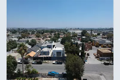 1460 S Bonnie Beach, Commerce, CA 90023 - Photo 4