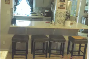 13028 Vaughn, San Fernando, CA 91340 - Photo 4