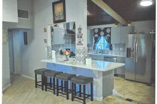13028 Vaughn St, San Fernando, CA 91340 - Photo 4