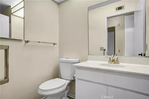 25124 Village 25, Camarillo, CA 93012 - Photo 14