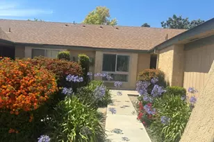 25124 Village 25, Camarillo, CA 93012 - Photo 2