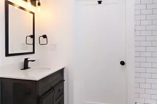 1361 Armadale Ave, Los Angeles, CA 90042 - Photo 54