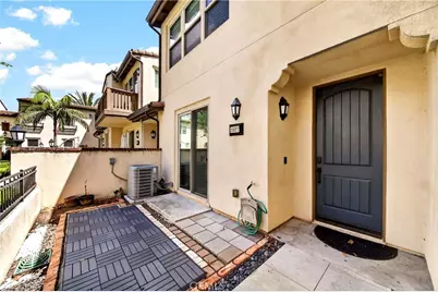 2827 W Edinger Avenue, Santa Ana, CA 92704 - Photo 18