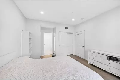 2827 W Edinger Avenue, Santa Ana, CA 92704 - Photo 12