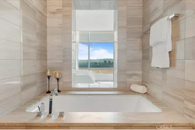 900 W Olympic, Los Angeles, CA 90015 - Photo 30