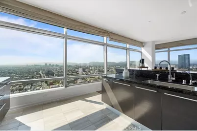 900 W Olympic, Los Angeles, CA 90015 - Photo 2