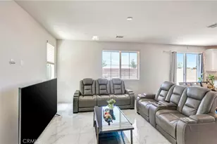 37921 Avenida de Diego, Palmdale, CA 93552 - Photo 8