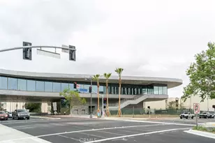 750 S Spaulding Ave, Los Angeles, CA 90036 - Photo 36