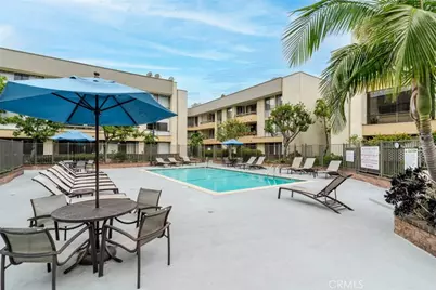 750 S Spaulding Avenue #129, Los Angeles, CA 90036 - Photo 28