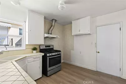 2057 N Eastern, Los Angeles, CA 90032 - Photo 22