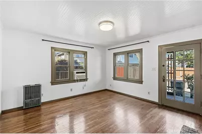 165 S Meridith Avenue, Pasadena, CA 91106 - Photo 6
