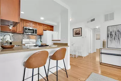 10740 Lawler, Los Angeles, CA 90034 - Photo 8
