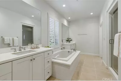 108 Henderson, Irvine, CA 92620 - Photo 20