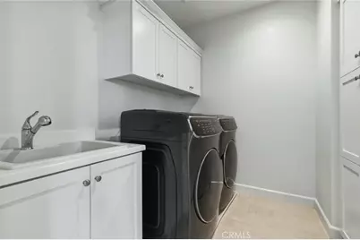 108 Henderson, Irvine, CA 92620 - Photo 28