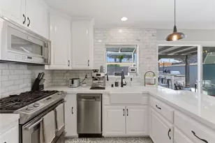 3926 Downey Ct, Simi Valley, CA 93063 - Photo 16