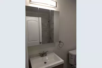 125 W 46th Street, Los Angeles, CA 90037 - Photo 32