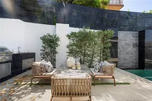 2033 Glencoe, Los Angeles, CA 90068 - Photo 30