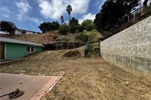 2441 Sleepy Hollow Dr, Glendale, CA 91206 - Photo 4