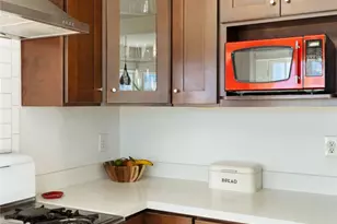 6100 Roy St, Los Angeles, CA 90042 - Photo 16