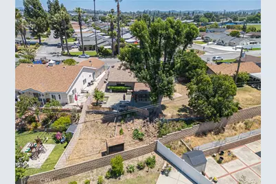 1047 Bradford, Glendora, CA 91740 - Photo 38