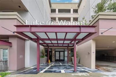 931 E Walnut #307, Pasadena, CA 91106 - Photo 2