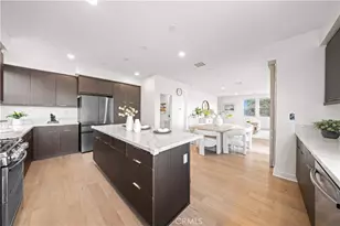 10301 Triple Crown Ln, Cypress, CA 90720 - Photo 4
