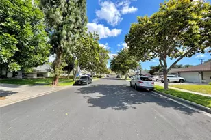 2231 Braeburn, Fullerton, CA 92831 - Photo 2