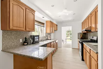 2575 Riverside Terrace, Los Angeles, CA 90039 - Photo 14
