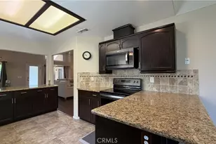 1145 E Woodhaven Ln, Fresno, CA 93720 - Photo 14