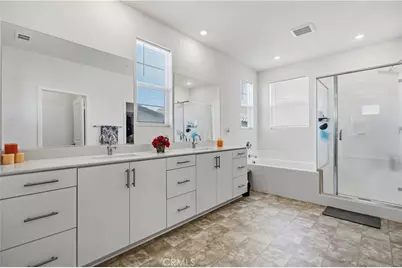 15964 Caterpillar, Fontana, CA 92336 - Photo 36