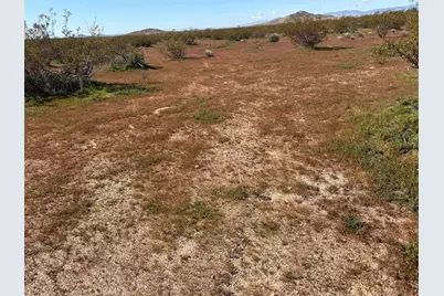3186 686 Perkins Ave, California City, CA 93505 - Photo 8
