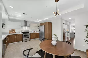 2428 E Del Mar Blvd, Pasadena, CA 91107 - Photo 14