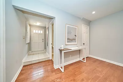 1960 E Villa, Pasadena, CA 91107 - Photo 4