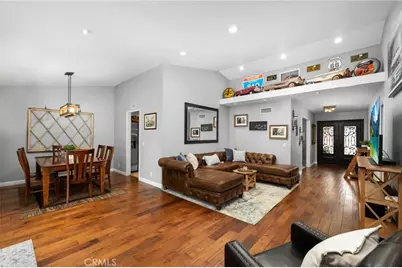 264 E Radcliffe Drive, Claremont, CA 91711 - Photo 12