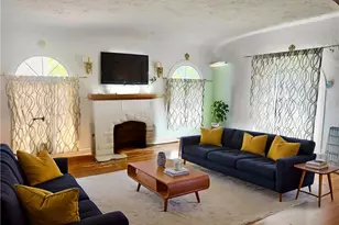 1553 N Commonwealth, Los Angeles, CA 90027 - Photo 1