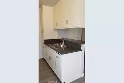 978 S Ardmore Avenue, Los Angeles, CA 90006 - Photo 18