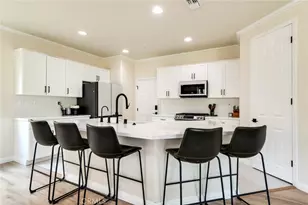 5351 Mazzulli Court, Fontana, CA 92336 - Photo 8