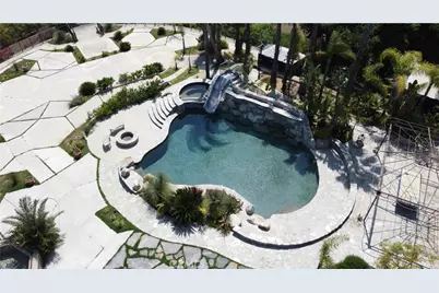 1445 Edgecliff, Pasadena, CA 91107 - Photo 2